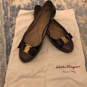 Ferragamo Varina Flats